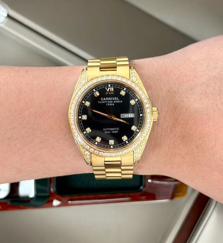  Đồng hồ Carnival 8907G-VV-D 