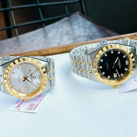  Đồng hồ Carnival 8112G-CV-D 