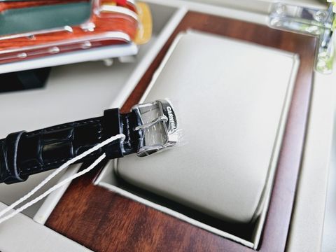  Đồng hồ Carnival 8097G-VT-DD-N 