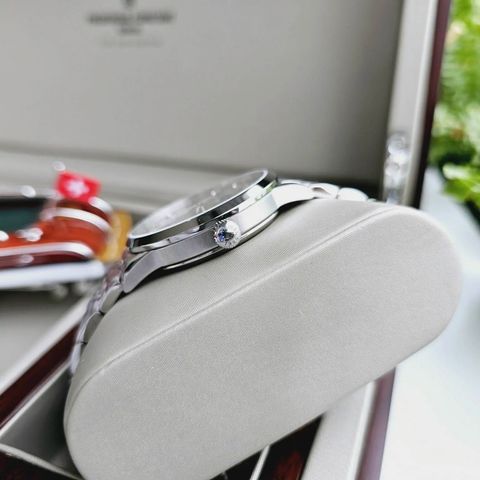  Đồng hồ Carnival 8097G-VT-X 