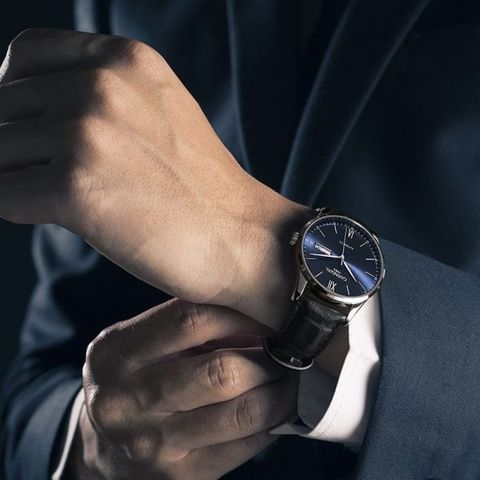  Đồng hồ Carnival 8016G-VT-DD-X 