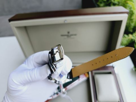  Đồng hồ Carnival 8016G-VT-DD-T 