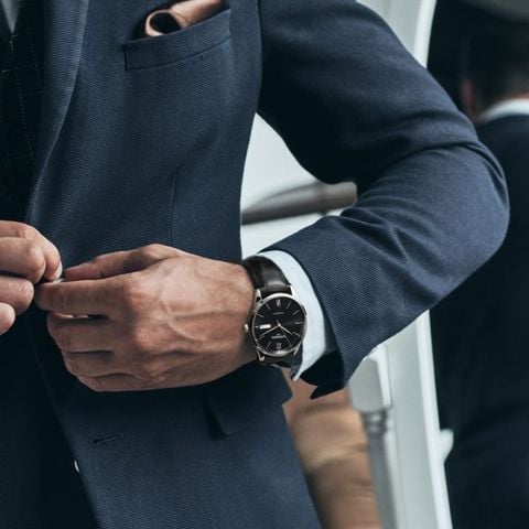  Đồng hồ Carnival 8016G-VT-DD-D 