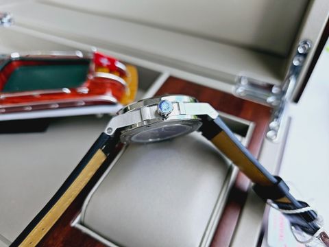  Đồng hồ Carnival 8089G-VT-DD-N 