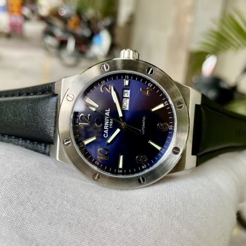  Đồng hồ Carnival 8089G-VT-DD-X 