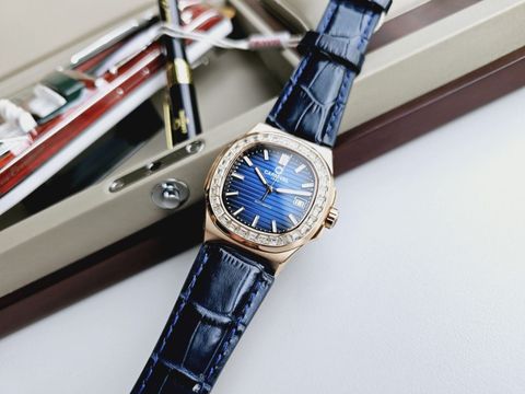  Đồng hồ Carnival 8110G-VH-DD-X 