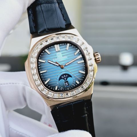  Đồng hồ Carnival 8110G-VH-DD-XD 