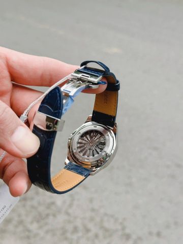  Đồng hồ Carnival 8113G-VT-DD-X 