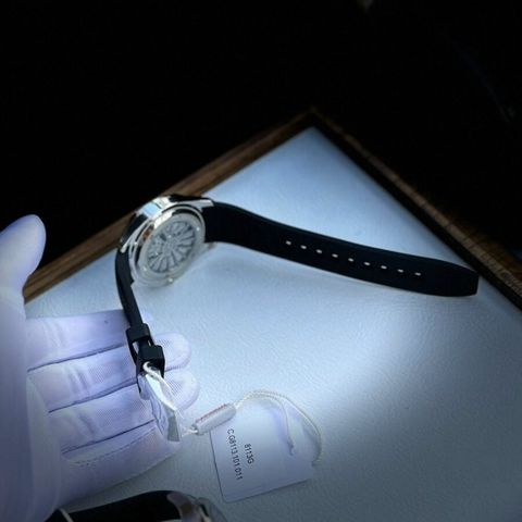  Đồng hồ Carnival 8113G-VT-DCS-T 