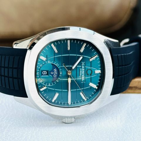  Đồng hồ Carnival 8113G-VT-DCS-XL 