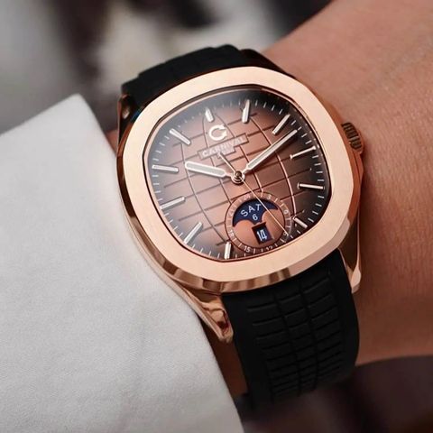  Đồng hồ Carnival 8113G-VH-DCS-N 