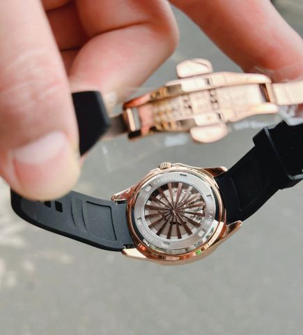  Đồng hồ Carnival 8113G-VH-DCS-D 