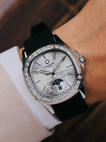  Đồng hồ Carnival 8113G2-VT-DCS-T 