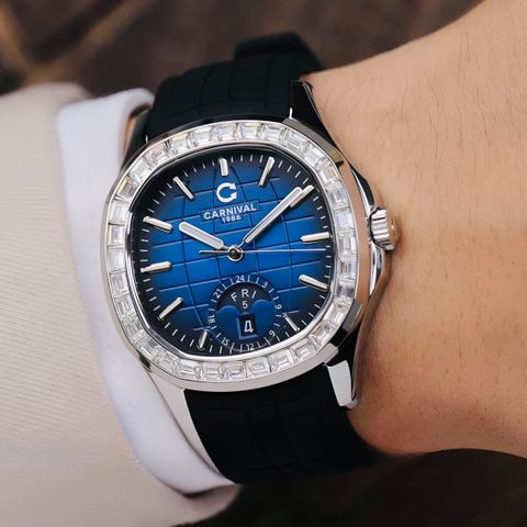  Đồng hồ Carnival 8113G2-VT-DCS-X 