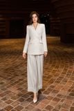  Suits: Set đồ áo Blazer trắng + quần suông chuyên nghiệp, thanh lịch 