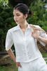 Áo sơ mi croptop thêu ren tay K198 chất liệu linen màu trắng từ Kenosho