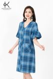  K317 Đầm Linen kẻ caro xanh, dáng suông, cổ V, tay bèo 