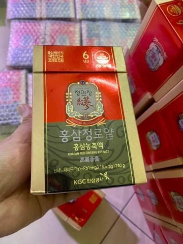 Cao sâm KGC Royal - CheongKwanJang Lọ 240g