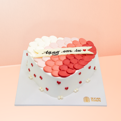 Bánh kem valentine trái tim màu sắc