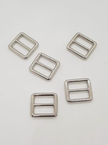 Khoen Tăng giảm/Khoen Chỉnh dây/Tăng giảm/Cầu ngang Tri-Glide Slide For Bag Straps, Rifle Slings, DogCollars/Adjustable Slide Buckles/ Tri Glide JR Hình vuông Lọt lòng 20mm Dày 4mm Trọng lượng 8g Phụ kiện làm balo túi xách Phân khúc Phổ thông- Màu Bạc