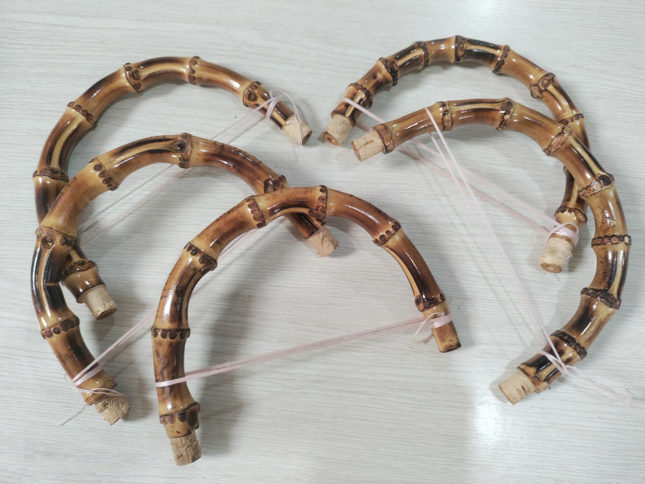 Tay cầm túi hình bán nguyệt - Làm bằng trúc thật hàng thủ công mỹ nghệ - Kích thước 13x10cm - Độ dày 1.7cm