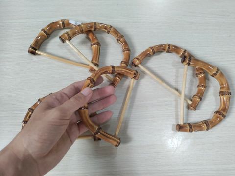Tay cầm túi hình bán nguyệt - Làm bằng trúc thật hàng thủ công mỹ nghệ - Kích thước 11x8cm - Độ dày 1.7cm