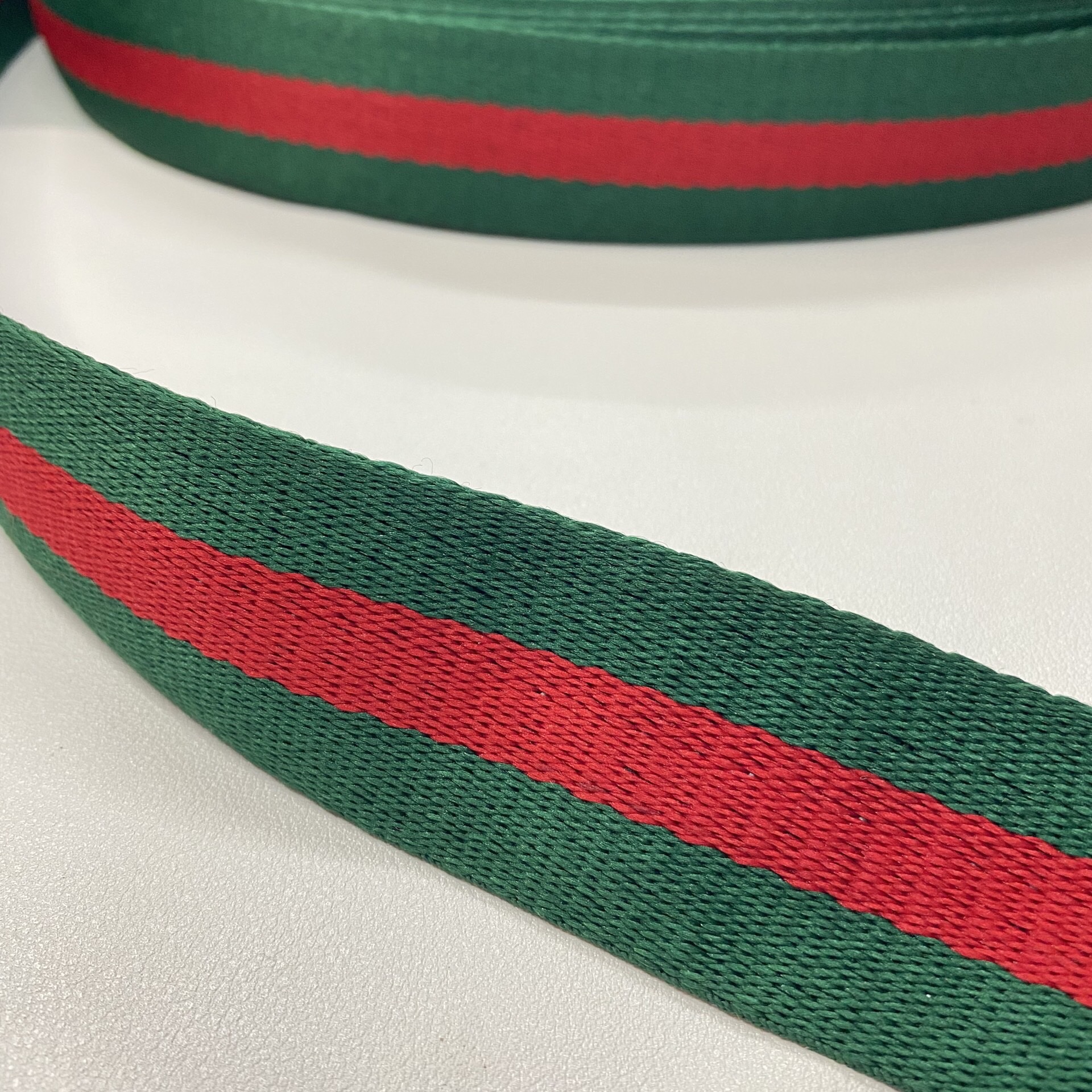 Dây đai TKK có sọc đỏ bản 38mm dệt xương cá bóng đẹp dùng làm giày dép túi xách phụ kiện thú cưng phụ kiện phòng tập thể thao