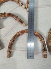 Tay cầm túi hình bán nguyệt - Làm bằng trúc thật hàng thủ công mỹ nghệ - Kích thước 13x10cm - Độ dày 1.7cm