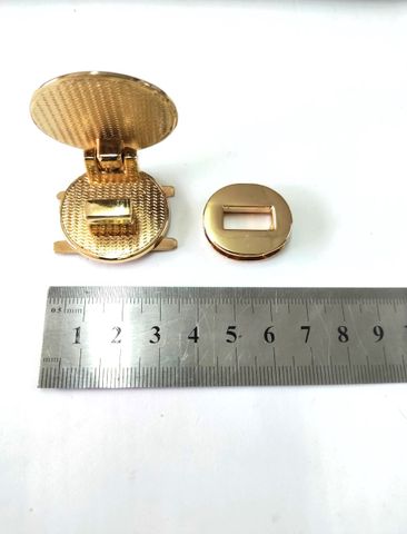 Mặt Khóa Túi Xách/Khóa Túi Xách/Khóa Túi/Phụ Kiện Khóa Kim Loại Cho Túi/Mặt Khóa Cặp-Túi-Clutch/Khóa Cài/handbag Twist Lock/Mặt Khóa Tròn FS Kích Thước 35mm Mạ Bóng Đẹp Hợp Kim Không Gỉ Phụ Kiện Làm Túi Xách Phân Khúc Trung Cao Cấp - Màu Vàng