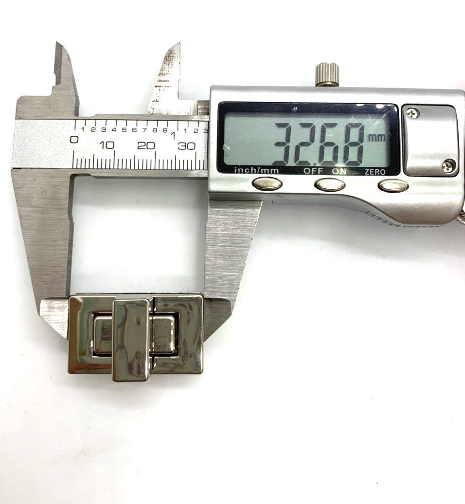 Mặt Khóa Túi Xách/Khóa Túi Xách/Khóa Túi/Phụ Kiện Khóa Kim Loại Cho Túi/Mặt Khóa Cặp-Túi-Clutch/Khóa Cài/handbag Twist Lock/Mặt Khóa Cài Chữ Nhật WL Kích Thước 30mm Mạ Bóng Đẹp Hợp Kim Không Gỉ Phụ Kiện Làm Túi Xách Phân Khúc Cao Cấp - Màu Bạc