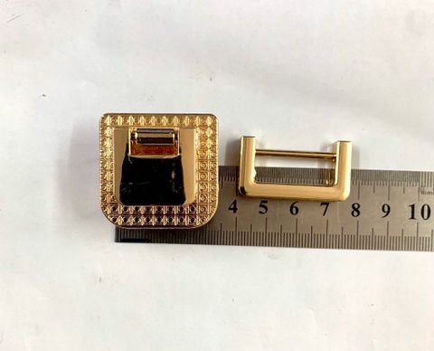 Mặt Khóa Túi Xách/Khóa Túi Xách/Khóa Túi/Phụ Kiện Khóa Kim Loại Cho Túi/Mặt Khóa Cặp-Túi-Clutch/Khóa Cài Handbag Turn Locks/ handbag Twist Lock/Mặt Khóa Gập FS Kích Thước 30mm Mạ Bóng Đẹp Phụ Kiện Làm Túi Xách - Màu Vàng