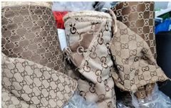 Vải Gucci JT Chữ Cỡ Trung 2.3x3.5 cm Làm Giày Dép Túi Xách Phụ Kiện Thời Trang - Màu Nâu