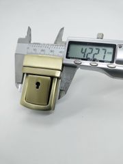 Mặt Khóa Túi Xách/Khóa Túi Xách/Khóa Túi/Phụ Kiện Khóa Kim Loại Cho Túi/Mặt Khóa Cặp-Túi-Clutch/Khóa Cài/handbag Twist Lock/Mặt Khóa Cài XX Kích Thước 43x56mm Hợp Kim Không Gỉ Mạ Bóng Đẹp Làm Cặp Da Nam Cao Cấp - Màu Đồng Cổ