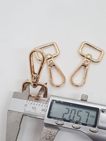 Móc Càng Cua/Móc Chó/Móc Quai Túi/Móc Túi/Móc chó càng cua/Móc chó bấm/Móc xích Metal Bolt Snaps – For Dog Leashes, Bag Straps, Crafts FS Đuôi hình chữ D Lọt lòng 20mm Trọng lượng 8.5g Phụ kiện làm balo túi xách Phân khúc Trung cấp - Màu Vàng 18K