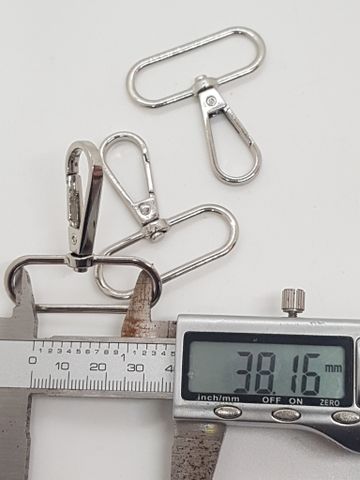 Móc Càng Cua/Móc Chó/Móc Quai Túi/Móc Túi/Móc chó càng cua/Móc chó bấm/Móc xích Metal Bolt Snaps – For Dog Leashes, Bag Straps, Crafts Đuôi bầu tròn FS Lọt lòng 38mm Phụ kiện làm balo túi xách Phân khúc Phổ thông - Màu Bạc