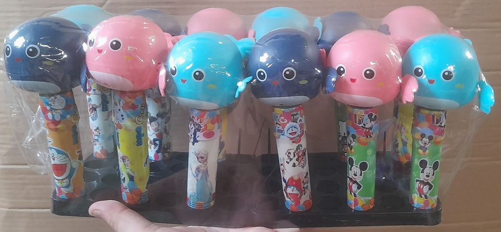 Ống Kẹo Thú Bơi Nước