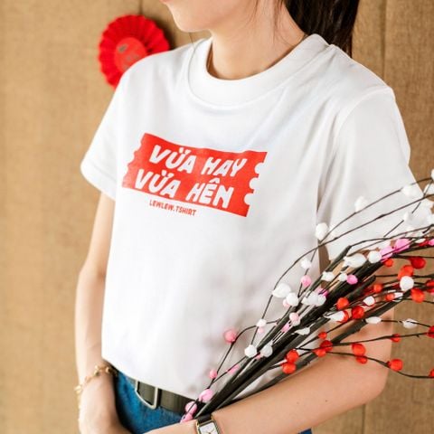  Vừa Hay Vừa Hên T-shirt 