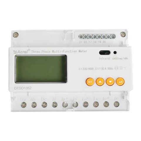 Thiết bị đo đại lượng điện được sản xuất từ tấm pin NLMT