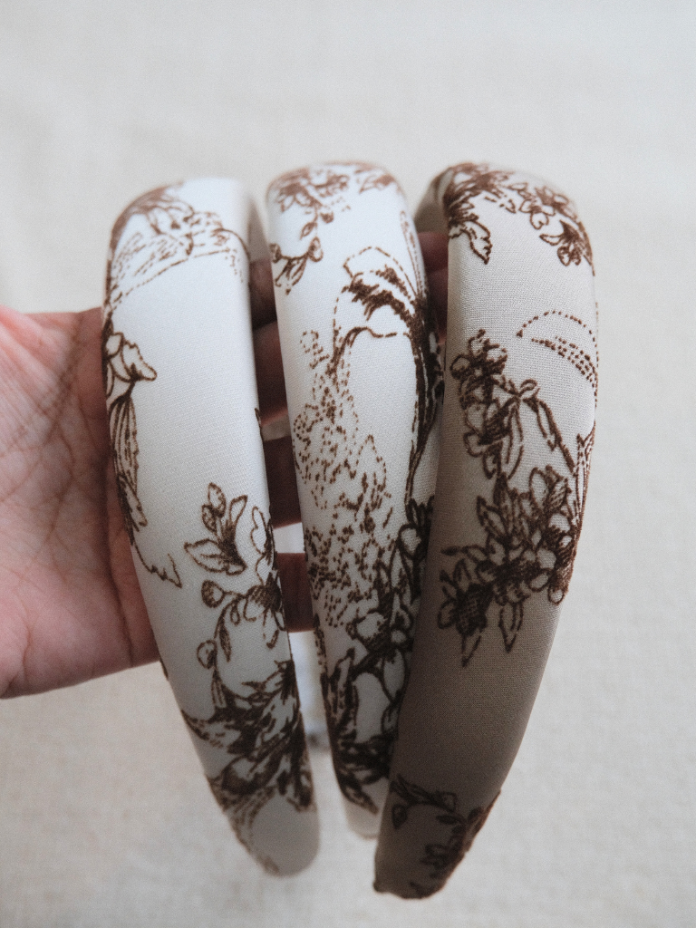  R&S FLOWERY HAIR BAND 