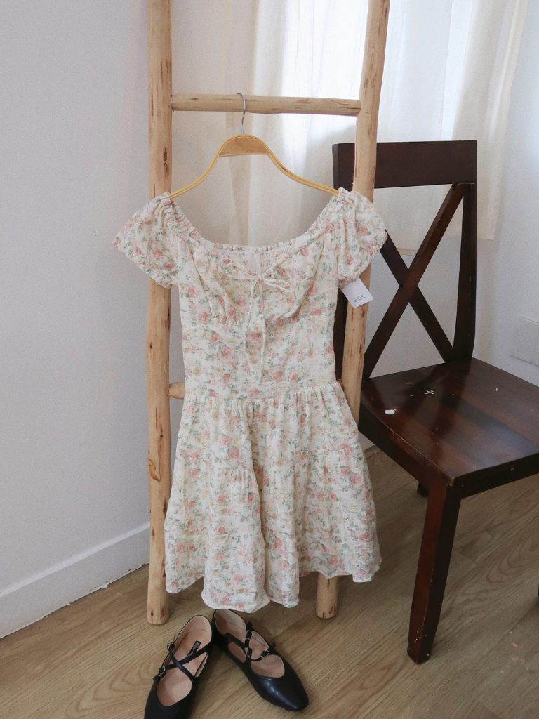  VINTAGE ROSE DRESS 