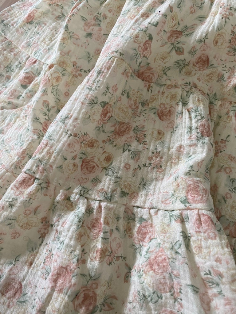  VINTAGE ROSE DRESS 