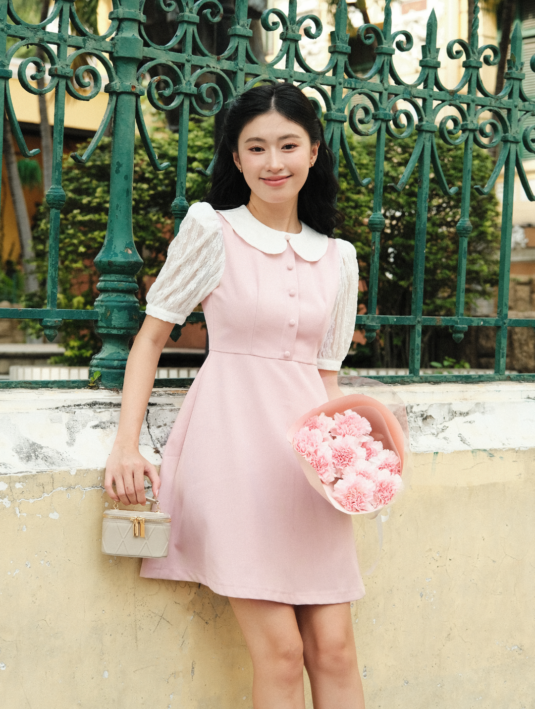  QUEENIE MINI DRESS 