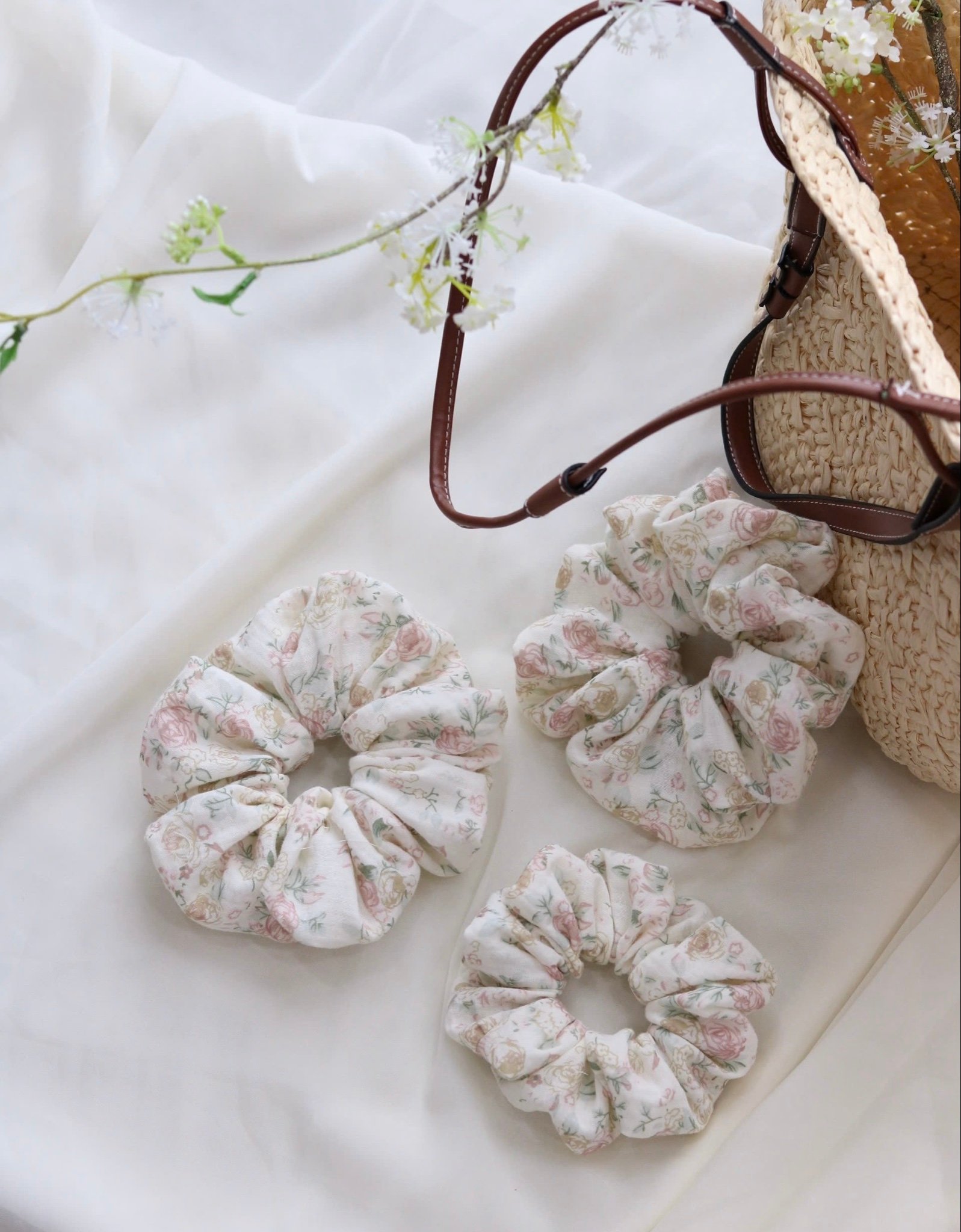  R&S VINTAGE ROSE SCRUNCHIES 