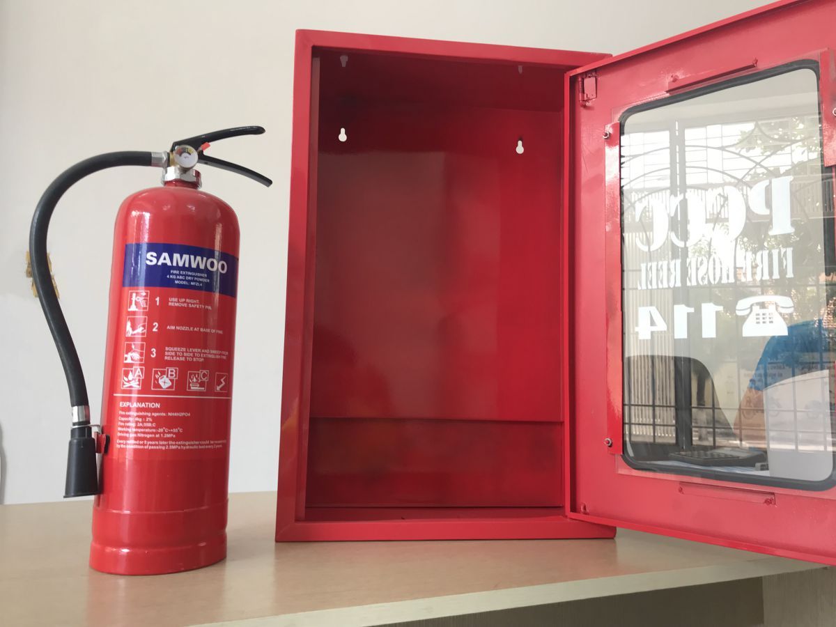  Tủ đựng bình chữa cháy 400*600*220 mm 