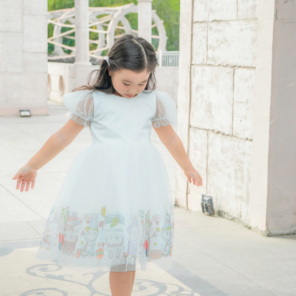 Đầm voan có tay in họa tiết labubu cho bé gái Nexxi Kids Fashion