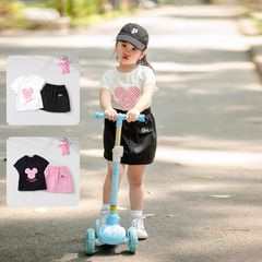 Set Váy Kaki Và Áo Thun In Hình Gấu QEE Bé Gái