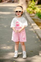 Set Bé Gái Áo Phom Rộng Kèm Quần Đùi Kaki In Gấu Lotso