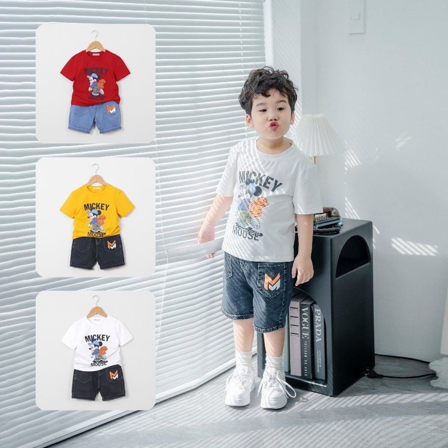 Set Áo Thun Mickey Kèm Quần Jean Lửng In Chữ M Bé Trai
