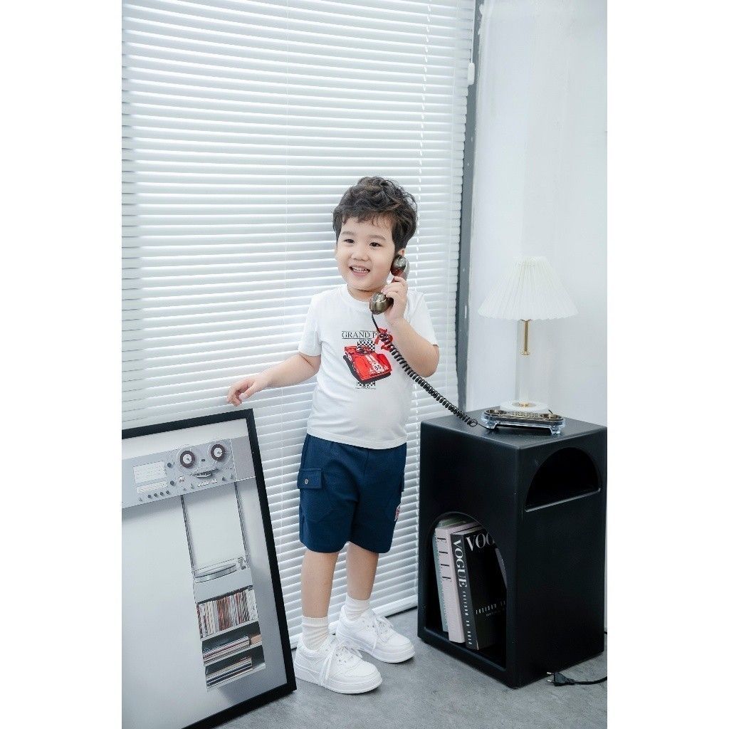 Bộ Quần Đùi Áo Thun Ngắn Tay Bé Trai In Hình Oto