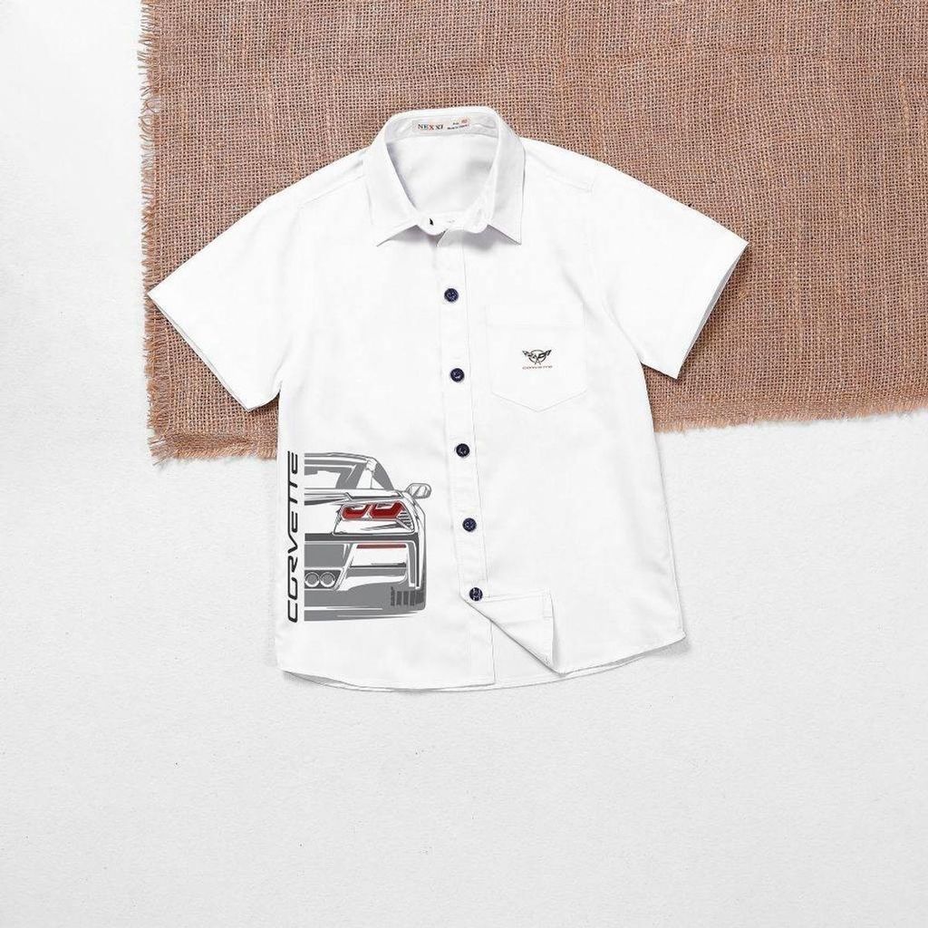 Áo Sơ Mi Trắng Ngắn Tay In Họa Tiết Gấu Và Xe